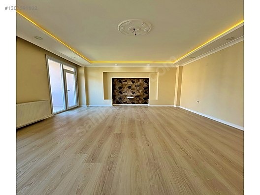 *BEYLİKDÜZÜ BUTİK SİTE İÇİ SATILIK 2+1 FIRSAT ARAKAT DAİRE*