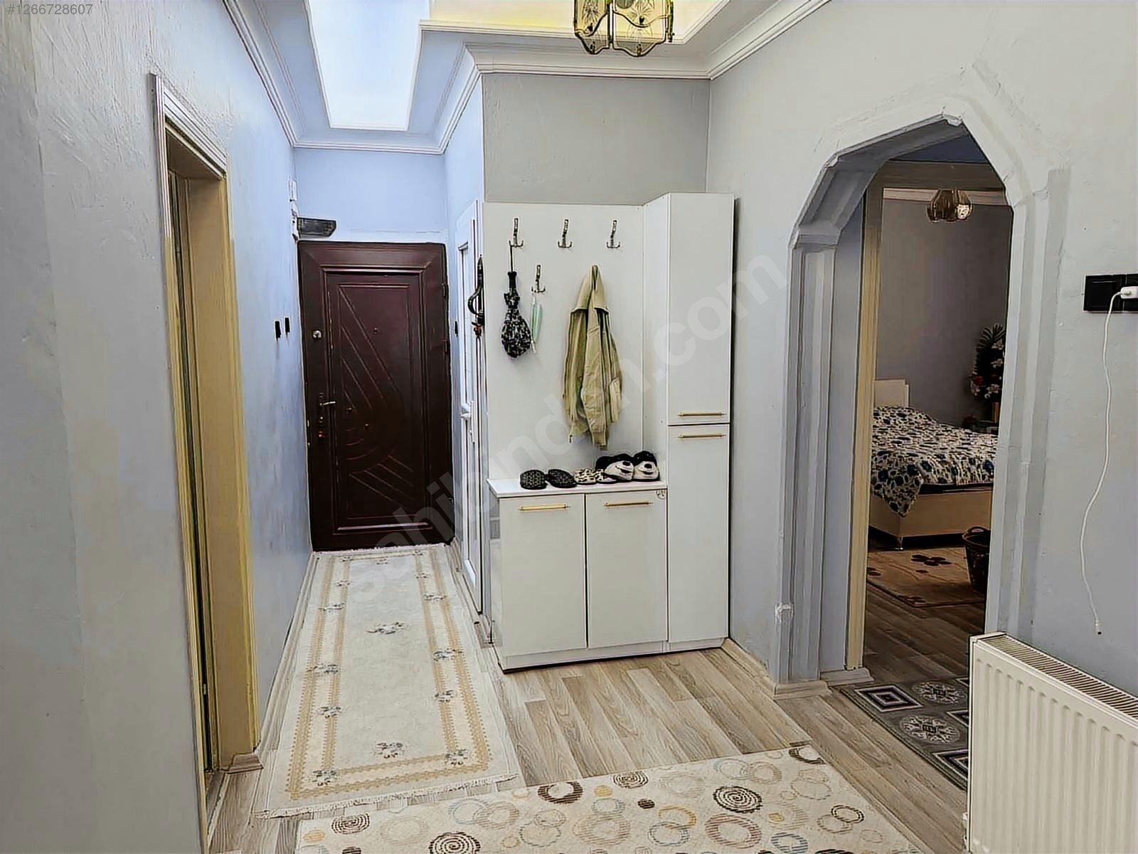 DOSTLARDAN LİSE YAKINI SATILIK DAİRE