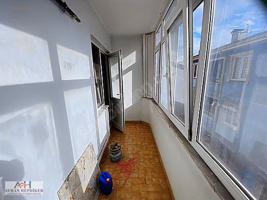 Serdivan Mavi Durak'ta Eşyalı 2+1 Daire: 90m², Merkezi Konum!