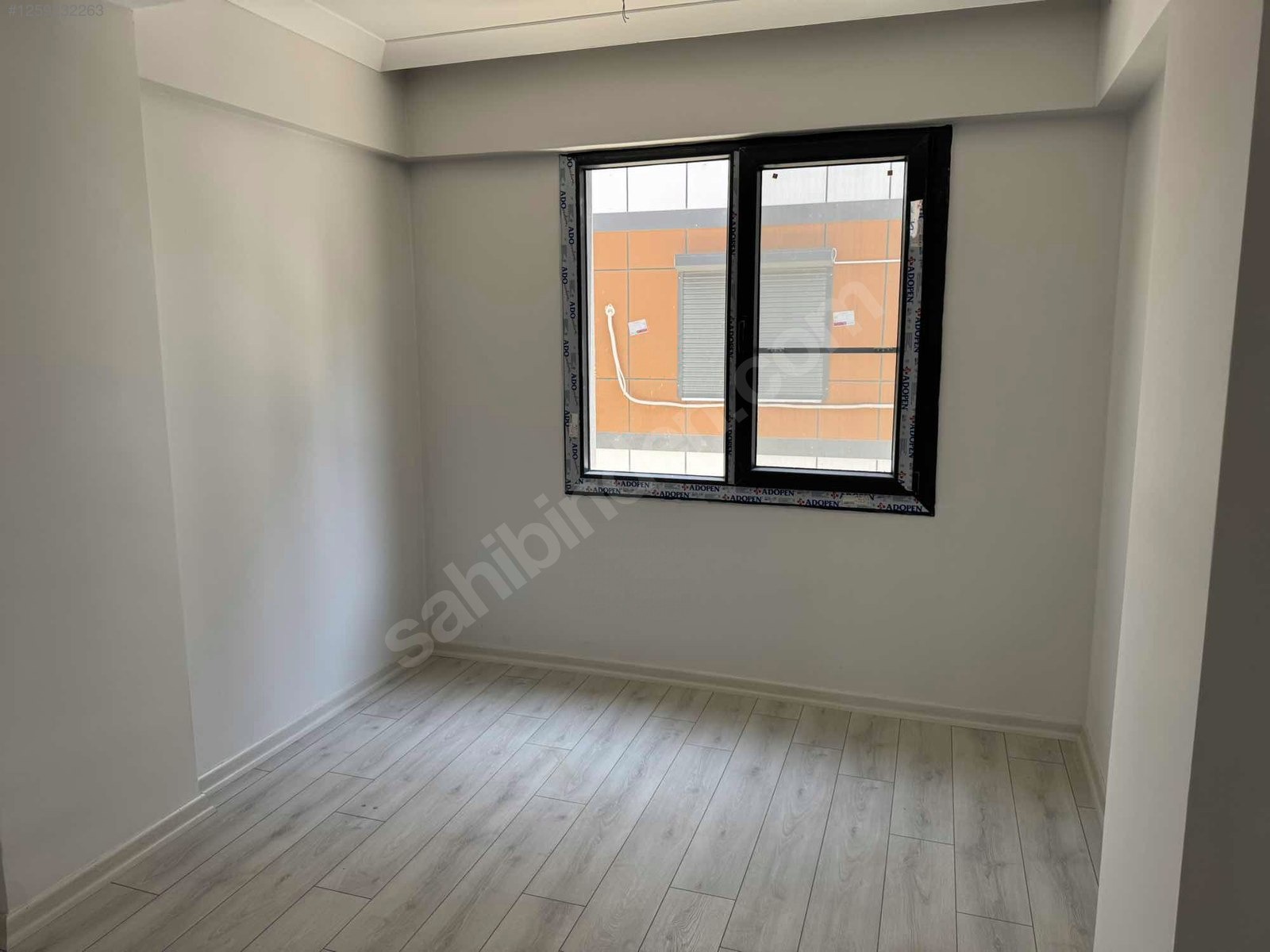 DOSTLARDAN HÜRRİYET DE 2+0 SATILIK DAİRE