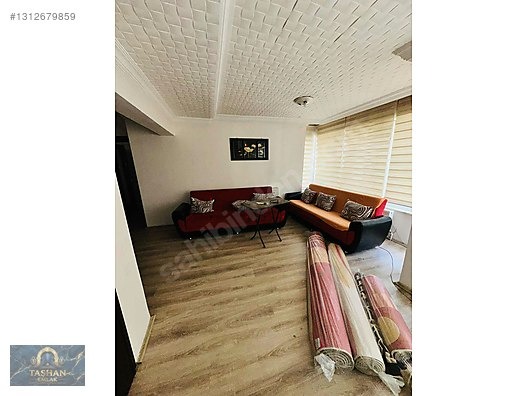 TAŞHAN EMLAK DAN ANIT MEYDANDA 2+1 EŞYALI KİRALIK DAİRE
