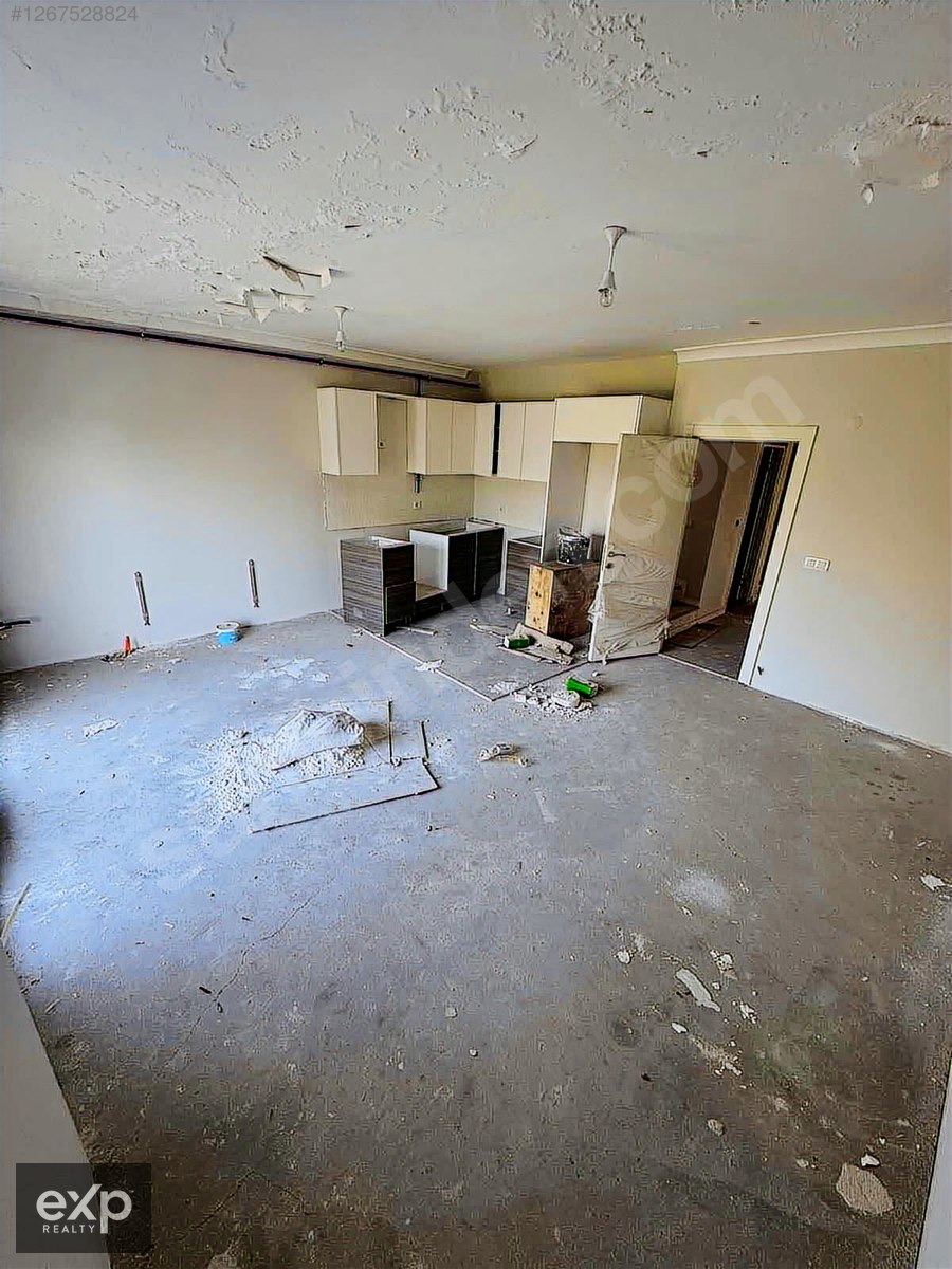 MALTEPE SAHİLDE,DENİZ MANZARALI 4+1 SATILIK DAİRE