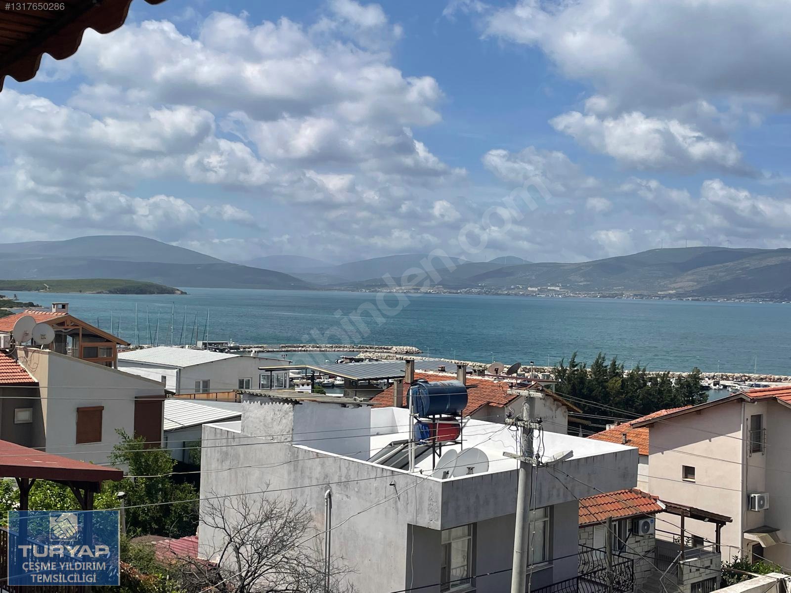 URLA ÖZBEK'te EŞSİZ MANZARALI KİRALIK HAVUZLU VİLLA