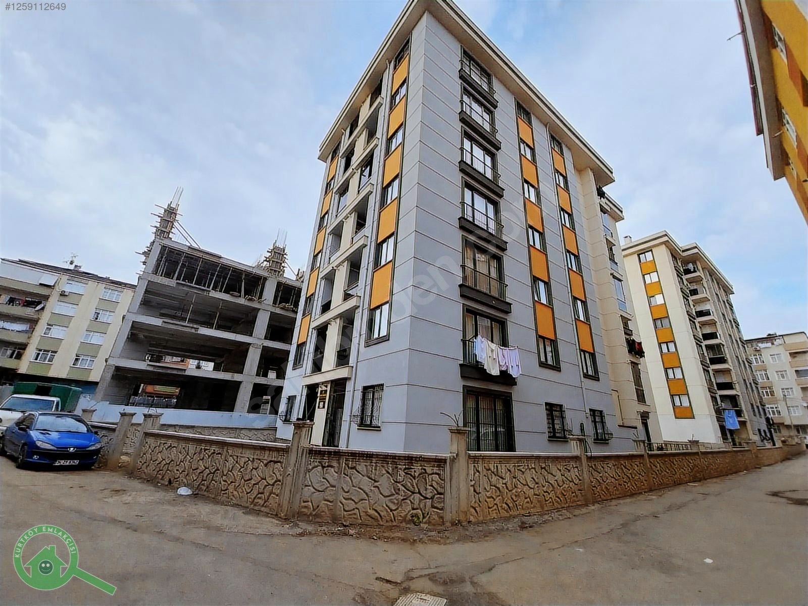 Pendik Çamçeşme'de Satılık 2+1 Daire