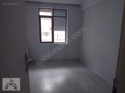 KİRALIK GÜLLÜK CADDESİNDE DOĞALGAZLI 3+1 ASANSÖRLÜ DAİRE