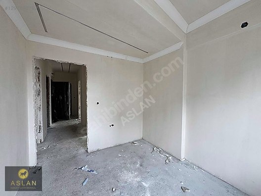CUMHURİYET MAHALLESİ CADDE CEPHELİ 2+1 SATILIK DAİRELER
