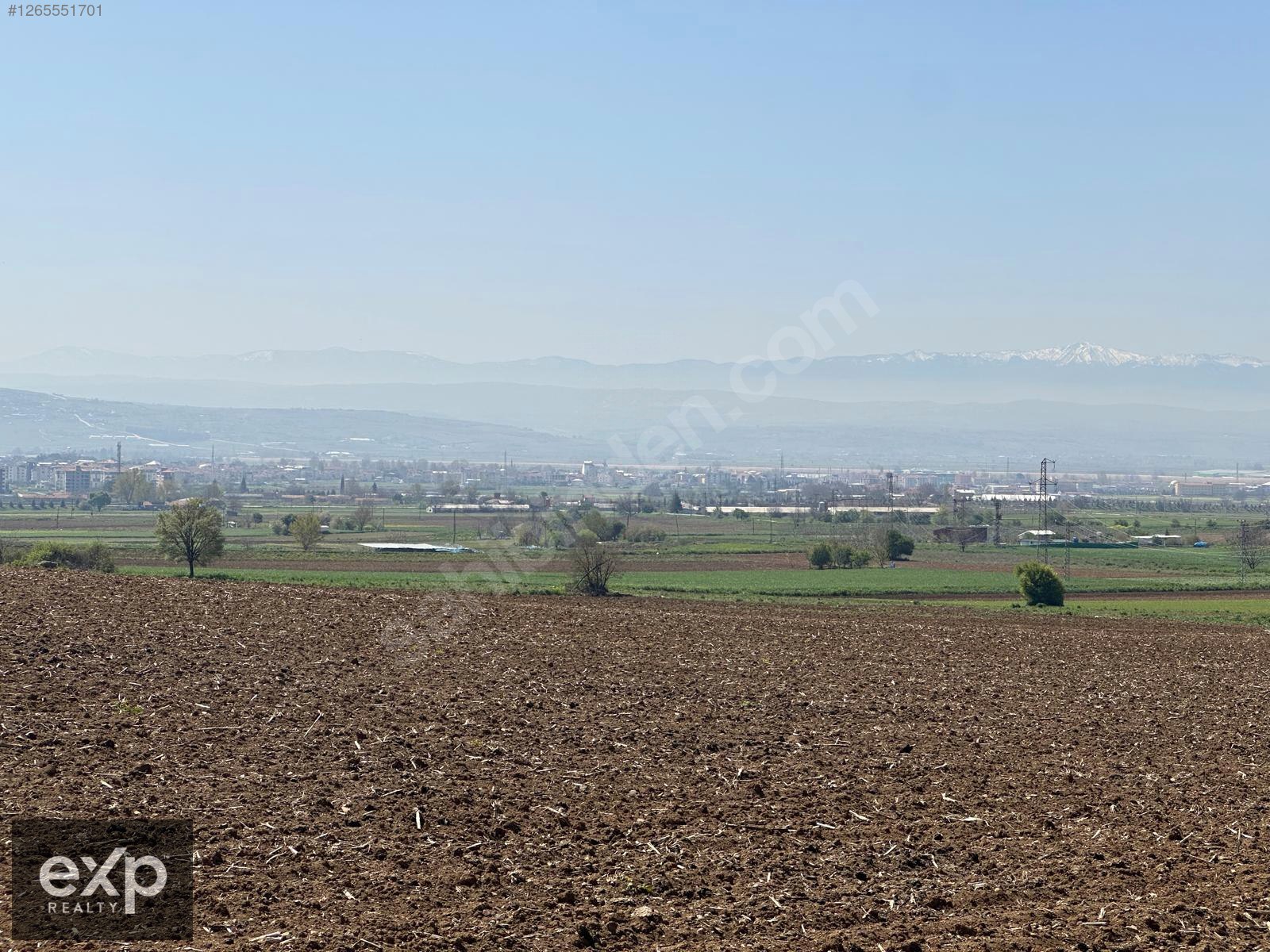 KOZDERE'DE SOĞUK HAVA DEPOSU RUHSATLI TARLA