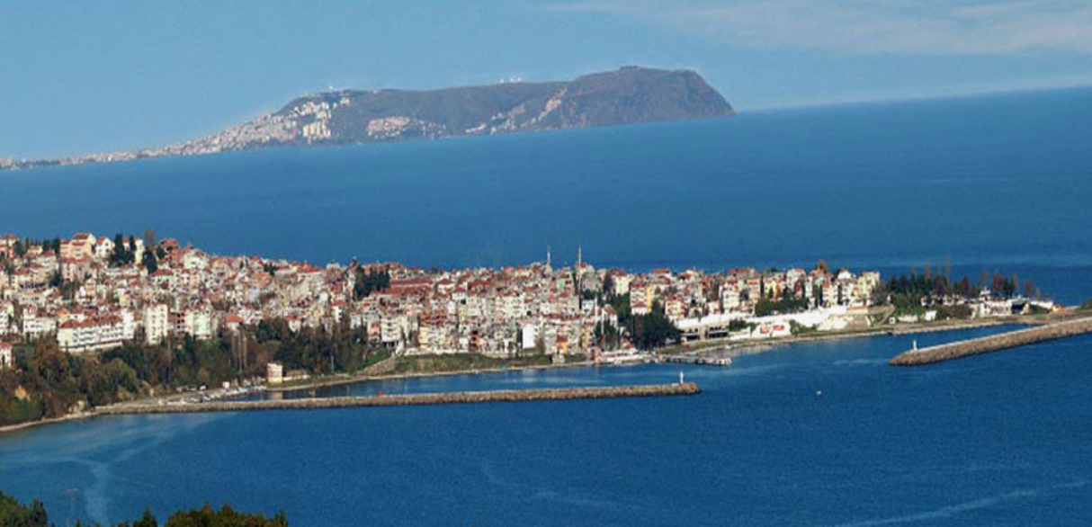  SİNOP GERZE HACISELLİ   KÖYÜNDE  1.503  M²  TARLA  SATILIKTIR