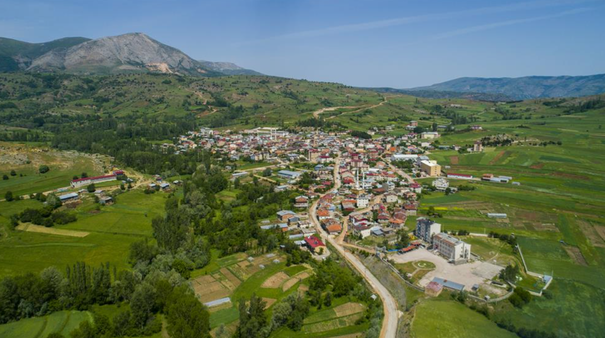    SİVAS DOĞANŞAR İÇDERE  KÖYÜNDE 3.037 M² TARLA SATILIKTIR