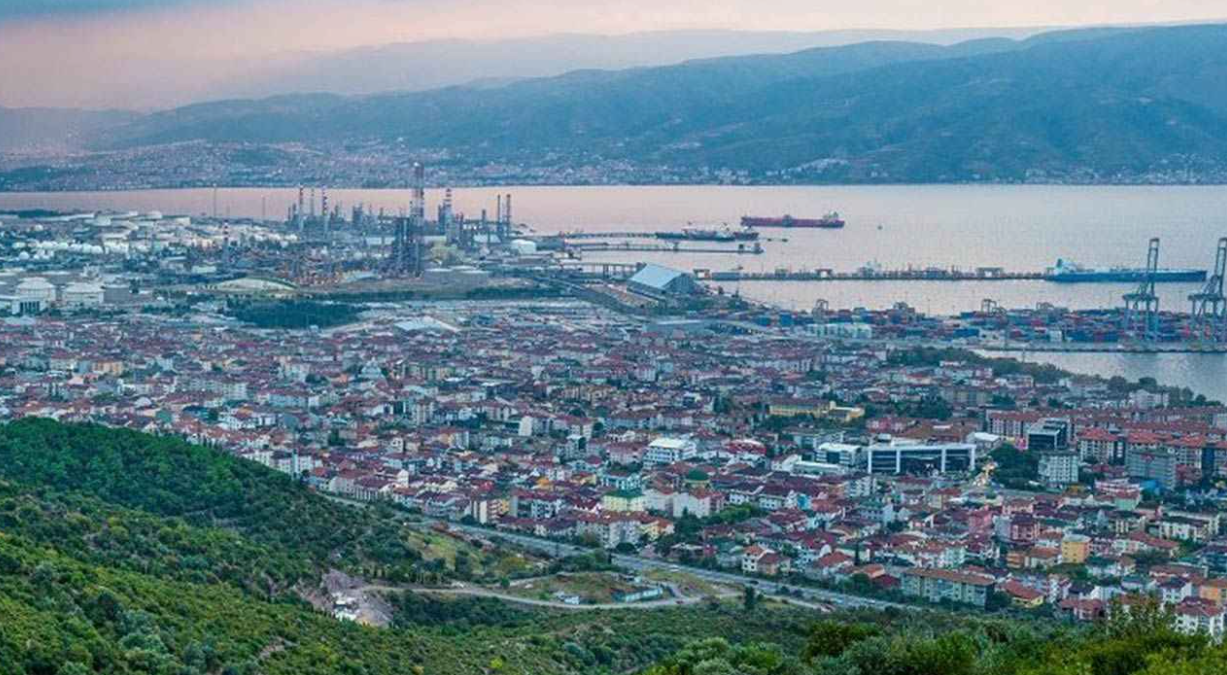 KOCAELİ İZMİT ŞAHİNLER KÖYÜNDE 808 M² TARLA SATILIKTIR