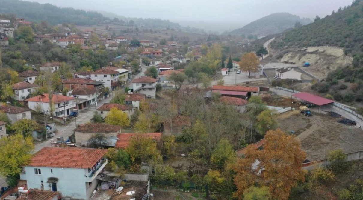     BALIKESİR ALTIEYLÜL KILCILAR MAH. 736M²  BAHÇE SATILIKTIR