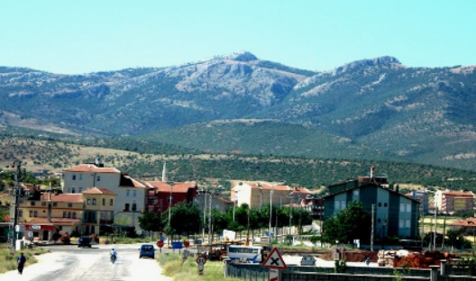 KONYA GÜNEYSINIR GÜRAĞAÇ KÖYÜNDE 121 M² ARSA SATILIKTIR