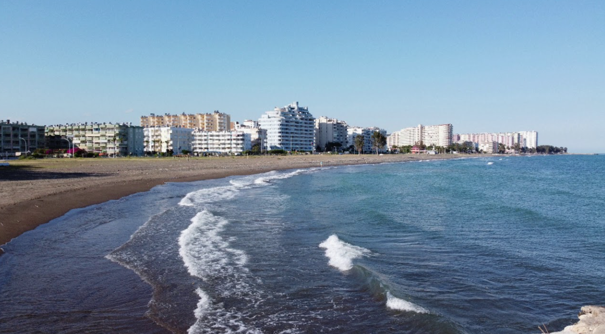  MERSİN ERDEMLİ EVDİLEK  KÖYÜNDE  1.001  M² TARLA SATILIKTIR