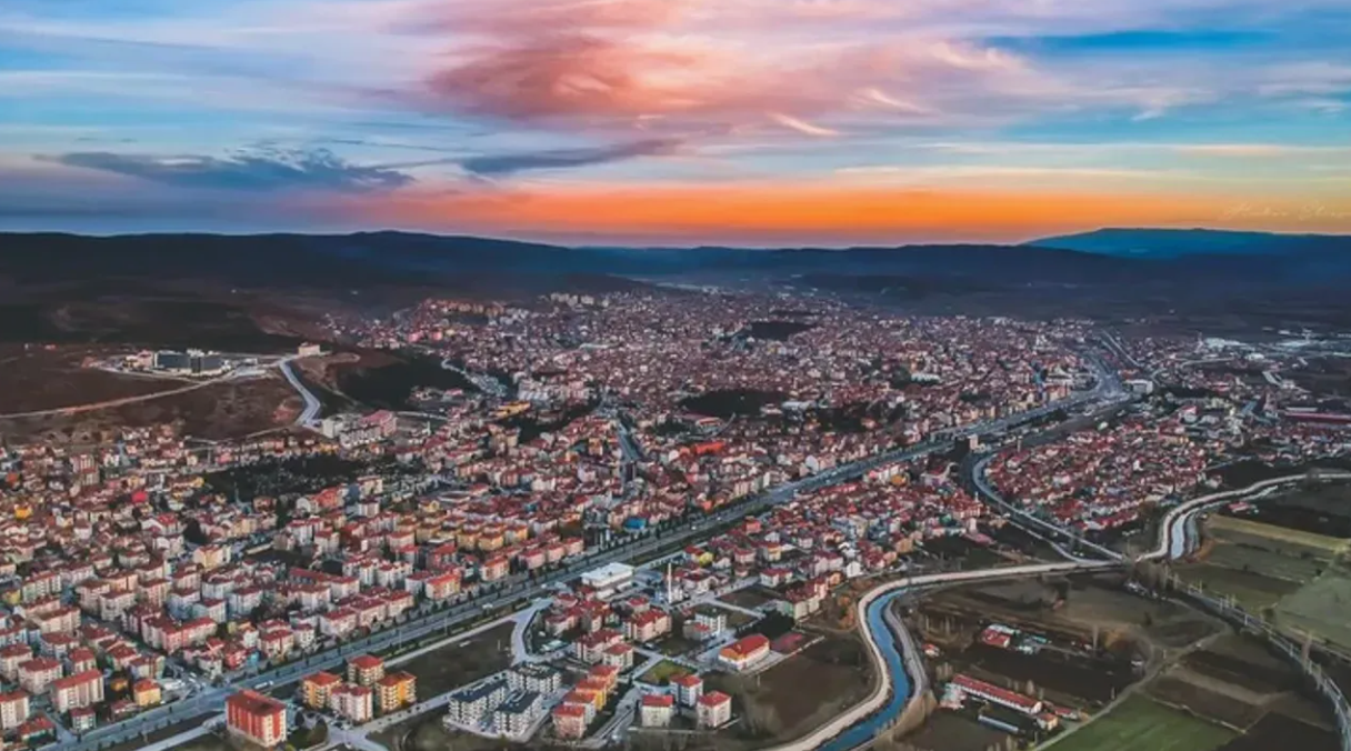  KÜTAHYA EMET MUSALAR   KÖYÜNDE  1.319   M²  TARLA  SATILIKTIR