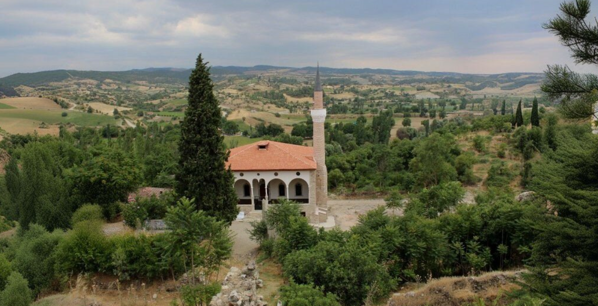  MANİSA GÖRDES BEĞEL  KÖYÜNDE  1.737  M² TARLA SATILIKTIR