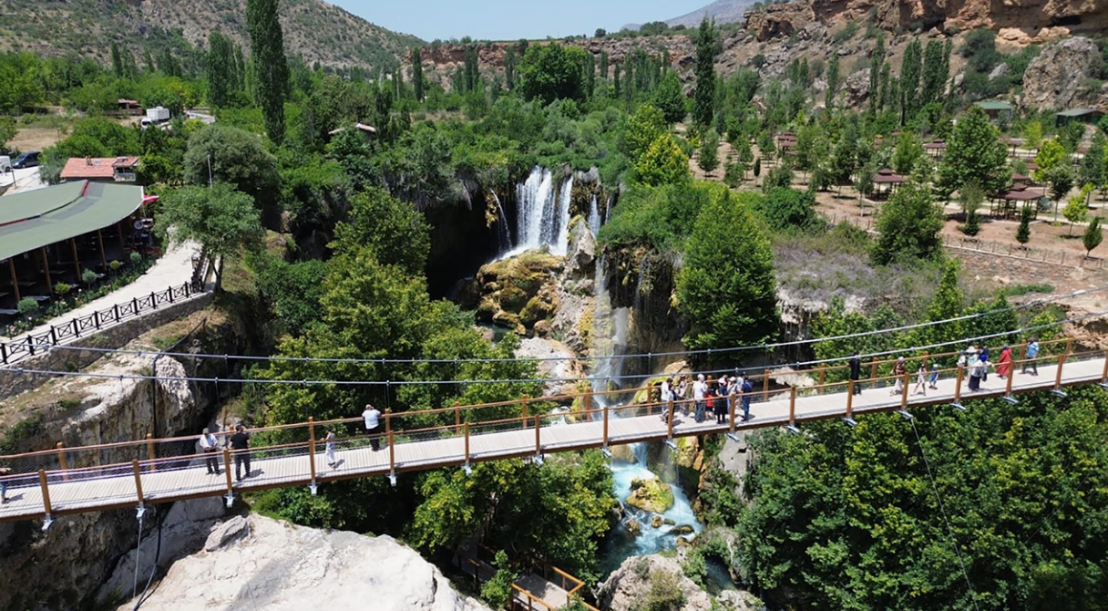 KONYA HADİM GÖYNÜKKIŞLA  KÖYÜNDE   1.880  M²  BAĞ  SATILIKTIR