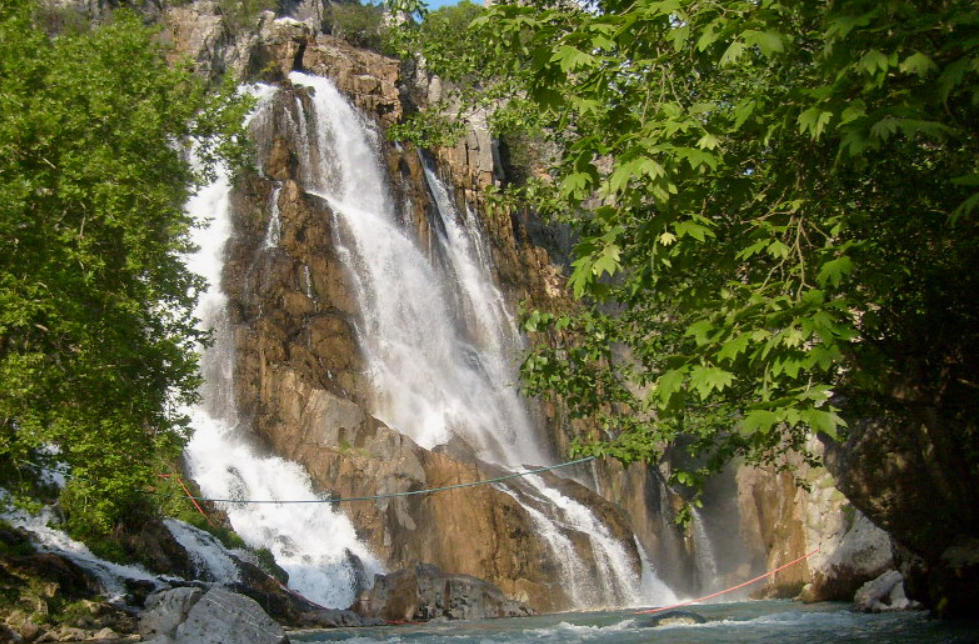 ANTALYA GÜNDOĞMUŞ ORTAKÖY, MERKEZ   KÖYÜNDE  971  M² TARLA  SATILIKTIR