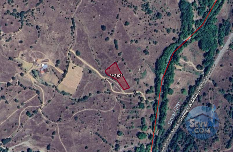 KÜTAHYA SİMAV YAVI   KÖYÜNDE 2.465 M² TARLA  SATILIKTIR