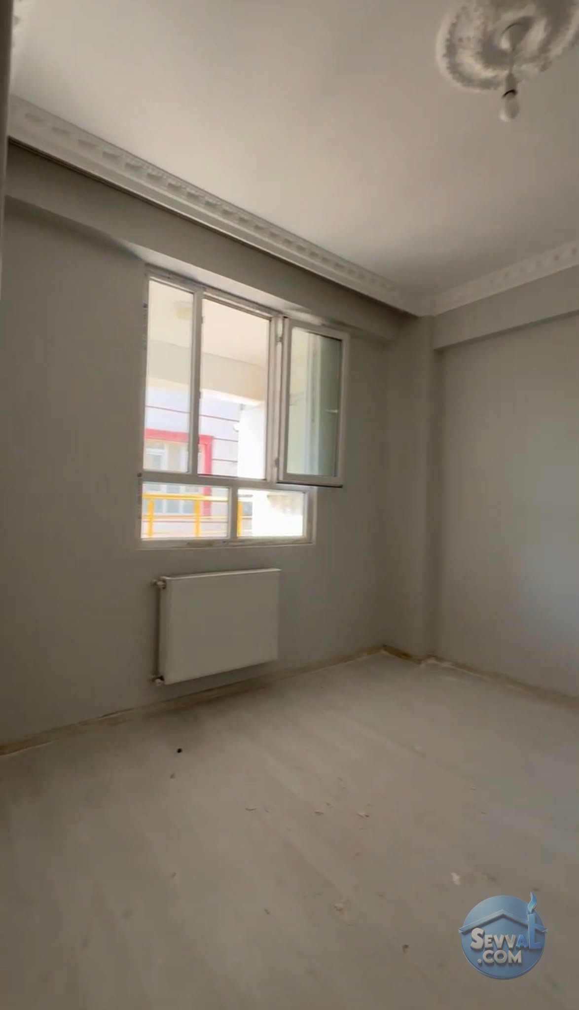 DEVTEŞTİ MAH. ÜST KAT 3. KAT 3 ODALI 100 m2 ARKA CEPHE SIFIR DENGİNDE 