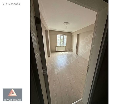 Bitlis Tatvanda AKYÜZ EMLAK'TAN SATILIK 2+1 DAİRE