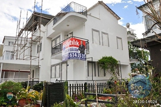 GÜZELÇAMLI'DA DENIZE 100M 5+1 TRIPLEX YAZLIK