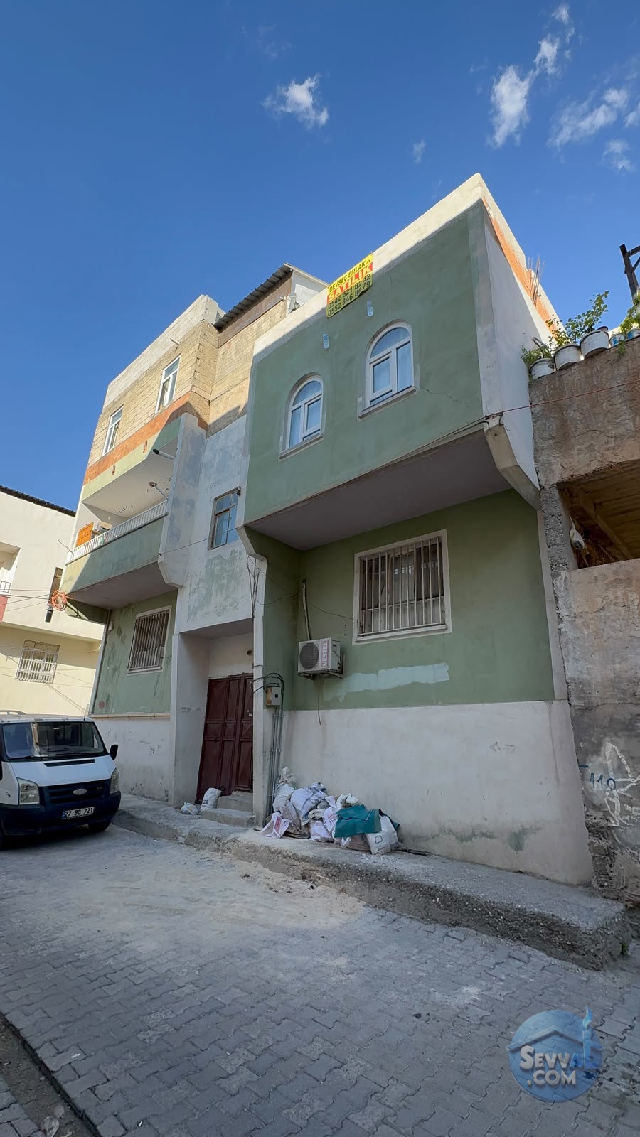 AHMET YESEVİDE SATILIK TERASLI DAİRE