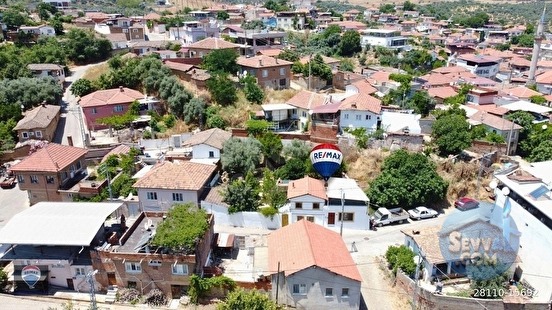 AYDIN GERMENCIK MURSALLI MAHALLESI'INDE 355M2 BAHÇE IÇINDE MUSTAKIL 3+1 DUBLEKS 