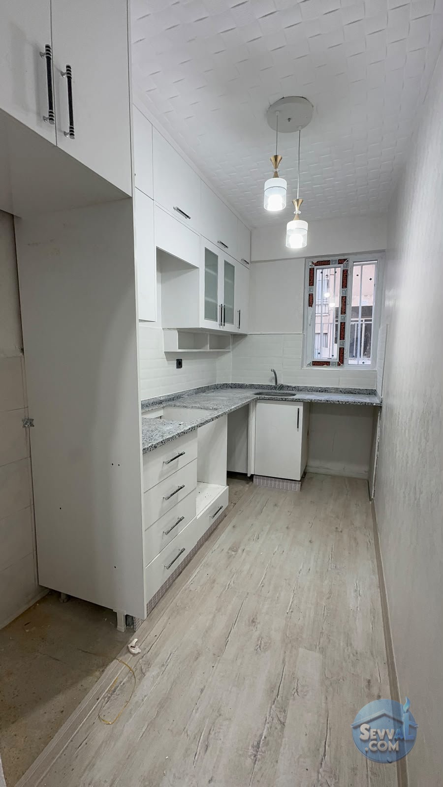 AHMET ERSEVEN MAH. DÜZ GİRİŞ KAT  110 m2 DOĞALGAZLI İÇİ FULL  SATILIK DAİRE