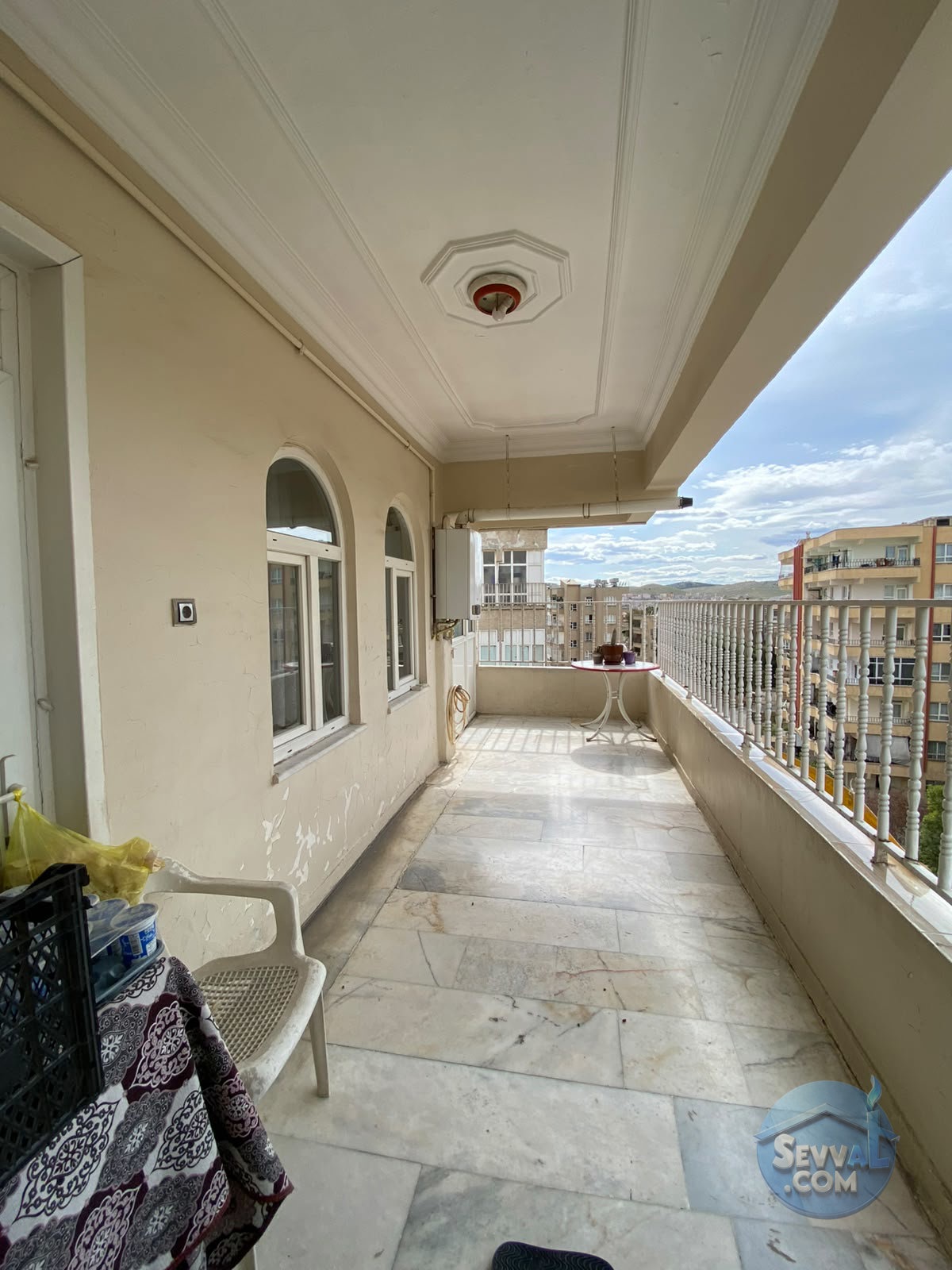 AHMET ERSEVEN MAH. 6. KAT (ARA KAT) 5 ODALI 230 m2 DOĞALĞAZLI ASANSÖRLÜ PARKELİ - ŞANLIURFA HALİLİYE fotoğraf 2