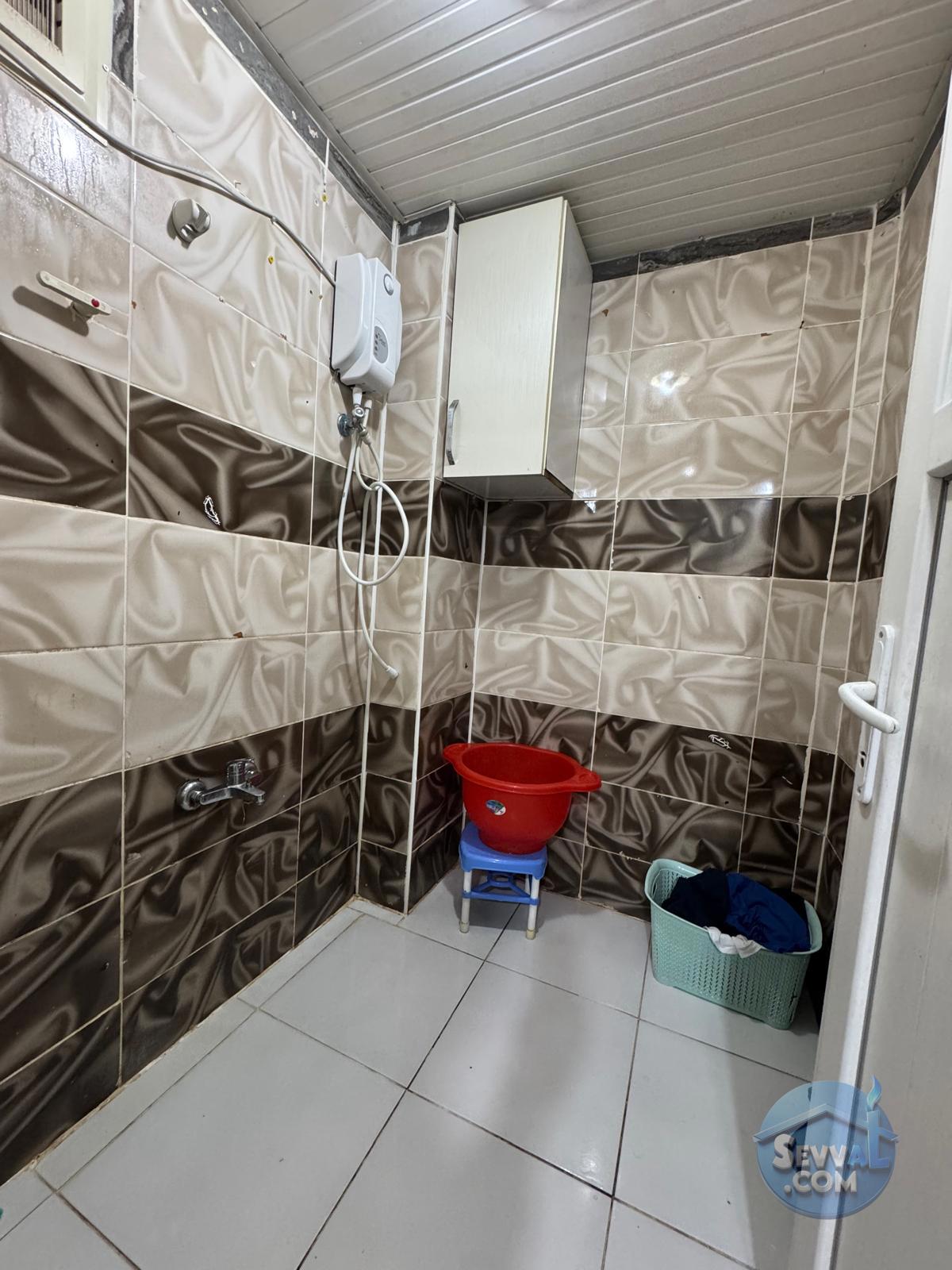  BAĞLARBAŞI YAVUZ SELİM MAH. YÜKSEK GİRİŞ KAT 3 ODALI SATILIK DAİRE