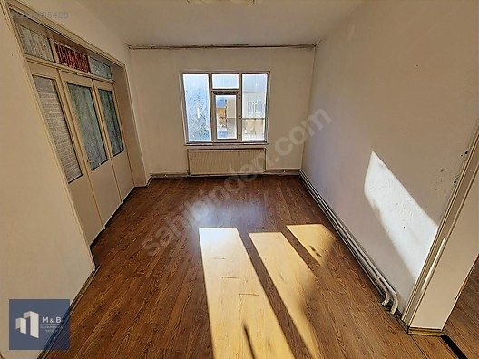 NİŞANTAŞ MAH-DEMİRYOLU CADDESİ YAKINI-KİRALIK 3+1 ARAKAT DAİRE