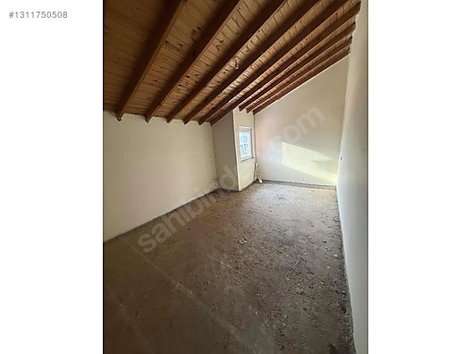 DÖŞEMEALTI YALINLIDA MUHTEŞEM KONUMDA VILLA