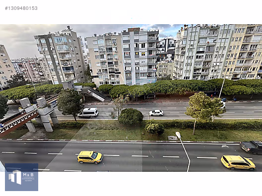 100YIL CADDESİNE CEPHE SATILIK 2+1 DAIRE
