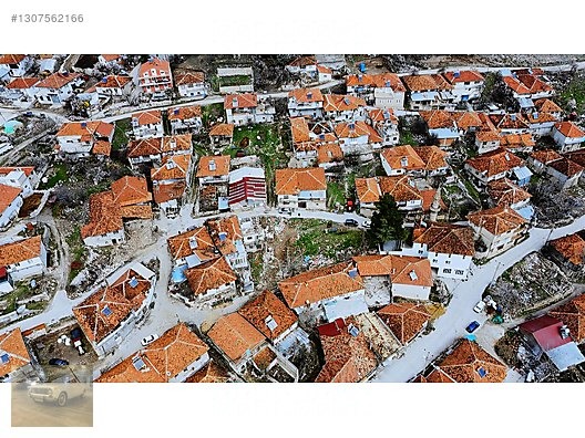 ÜNİVERSİTEYE YAKIN KÖY İÇİ TEK TAPU ARSA