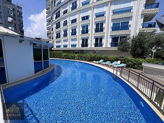 Site İçerisinde, Havuz Cepheli, Full Eşyalı 2+1 Lüks Daire!