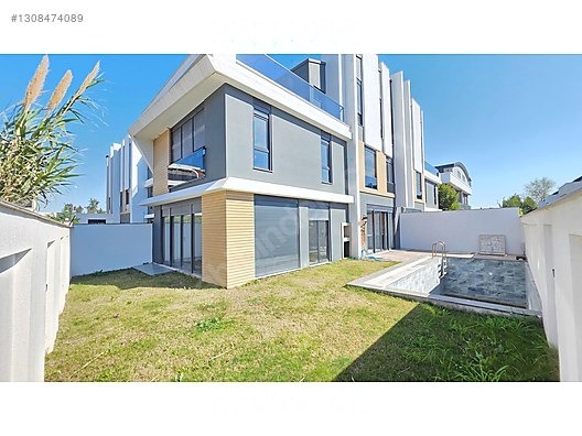 Site Özellikli Müstakil Havuzlu, Asansörlü, Lüks Villa