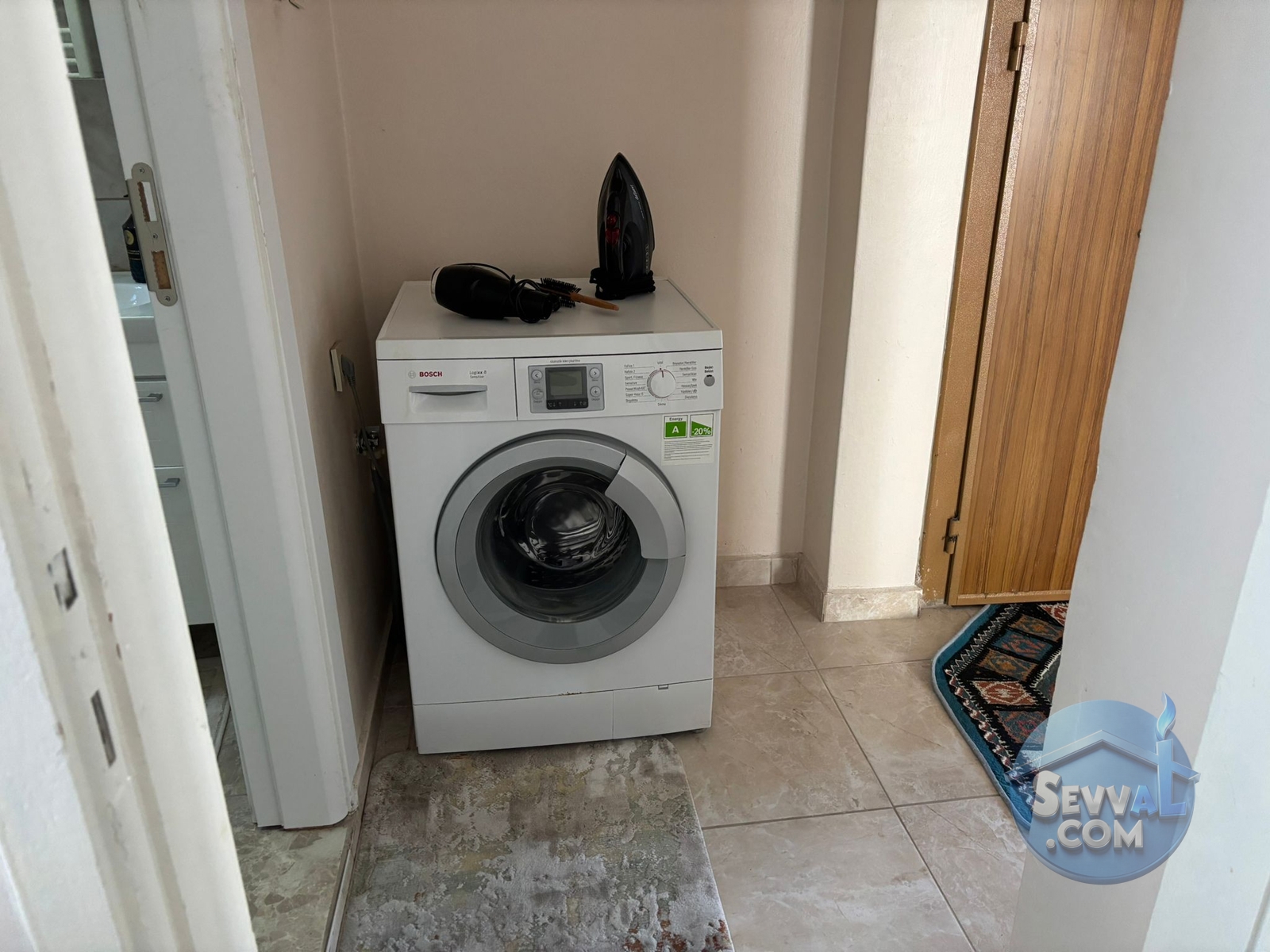 Yalı Mahallesinde Deniz Manzaralı, Eşyalı 3+1 Kiralık Daire
