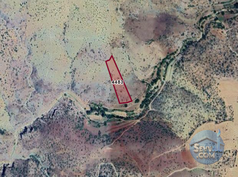 KARAMAN MERKEZ BOZKANDAK  KÖYÜNDE  12.200 M²   BAĞ  SATILIKTIR