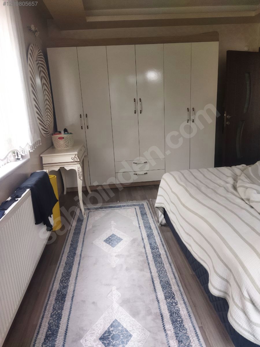 Yenibağlar da sahibinden satılık 3 katlı bahçeli ev okul karsisi - BURSA OSMANGAZİ fotoğraf 6