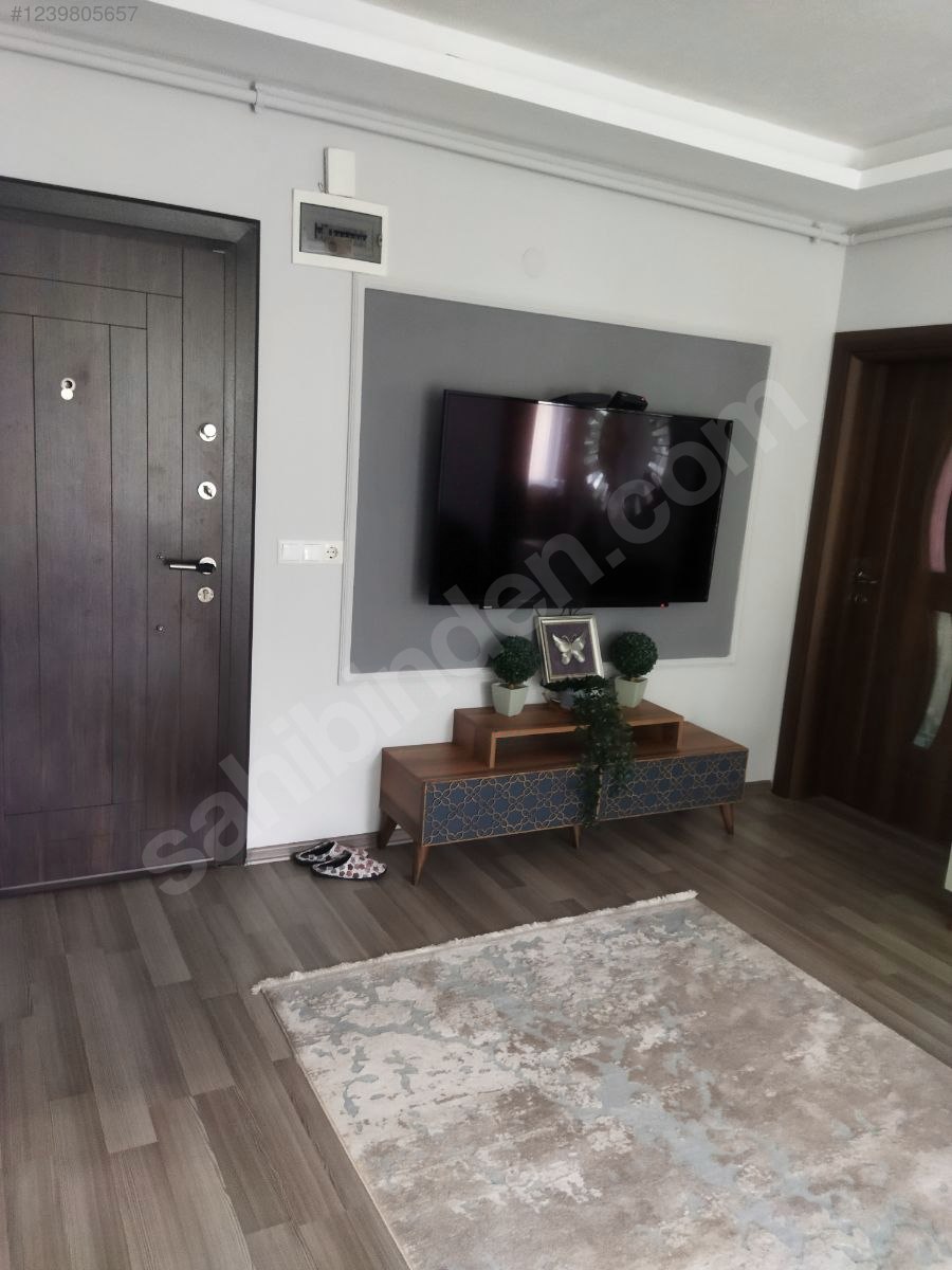 Yenibağlar da sahibinden satılık 3 katlı bahçeli ev okul karsisi - BURSA OSMANGAZİ fotoğraf 16