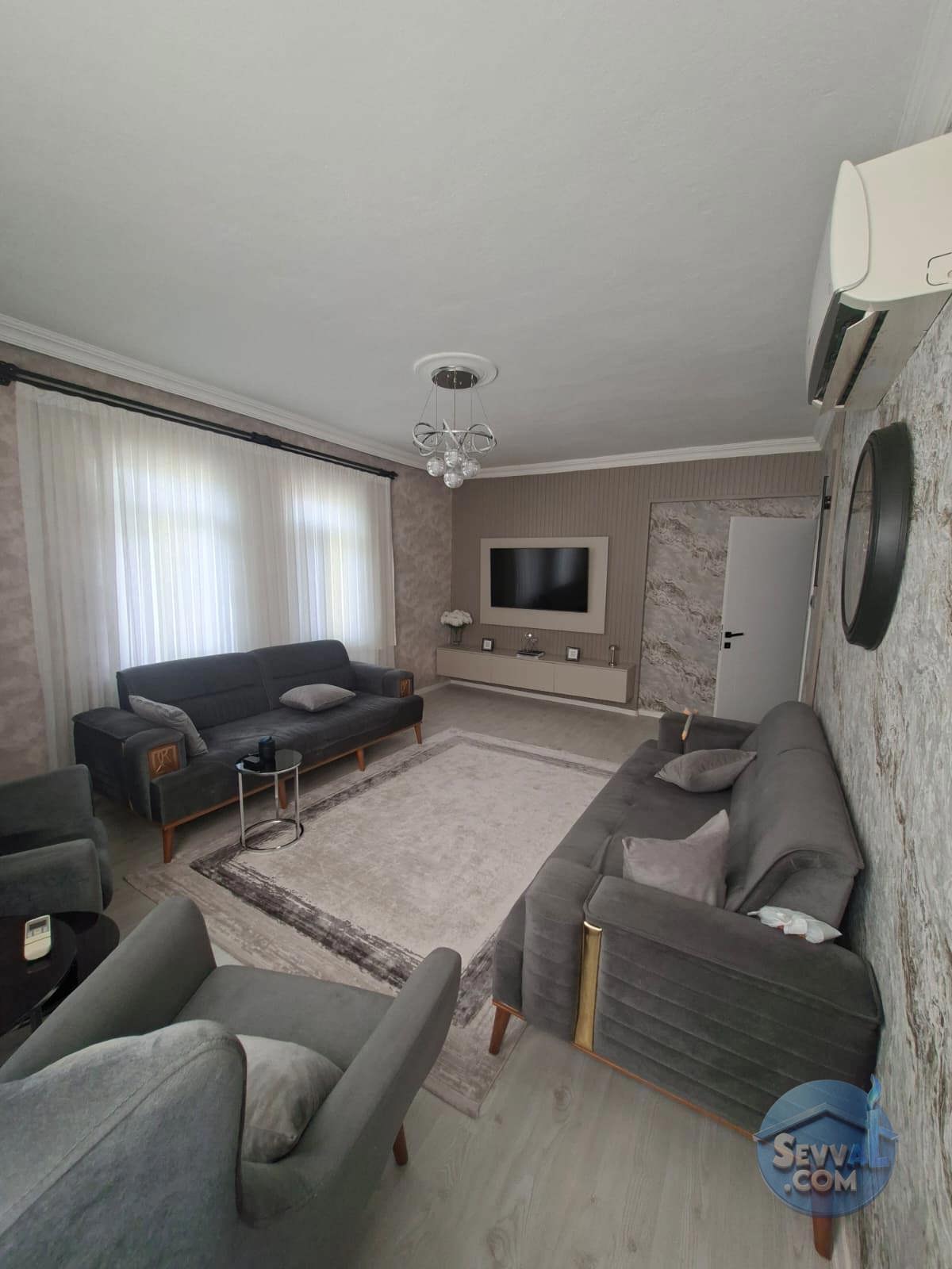 AHMET ERSEVEN MAH. 4. KAT 4 ODALI 150 m2 DOĞALGAZLI İÇİ FULL LÜKS YAPILI