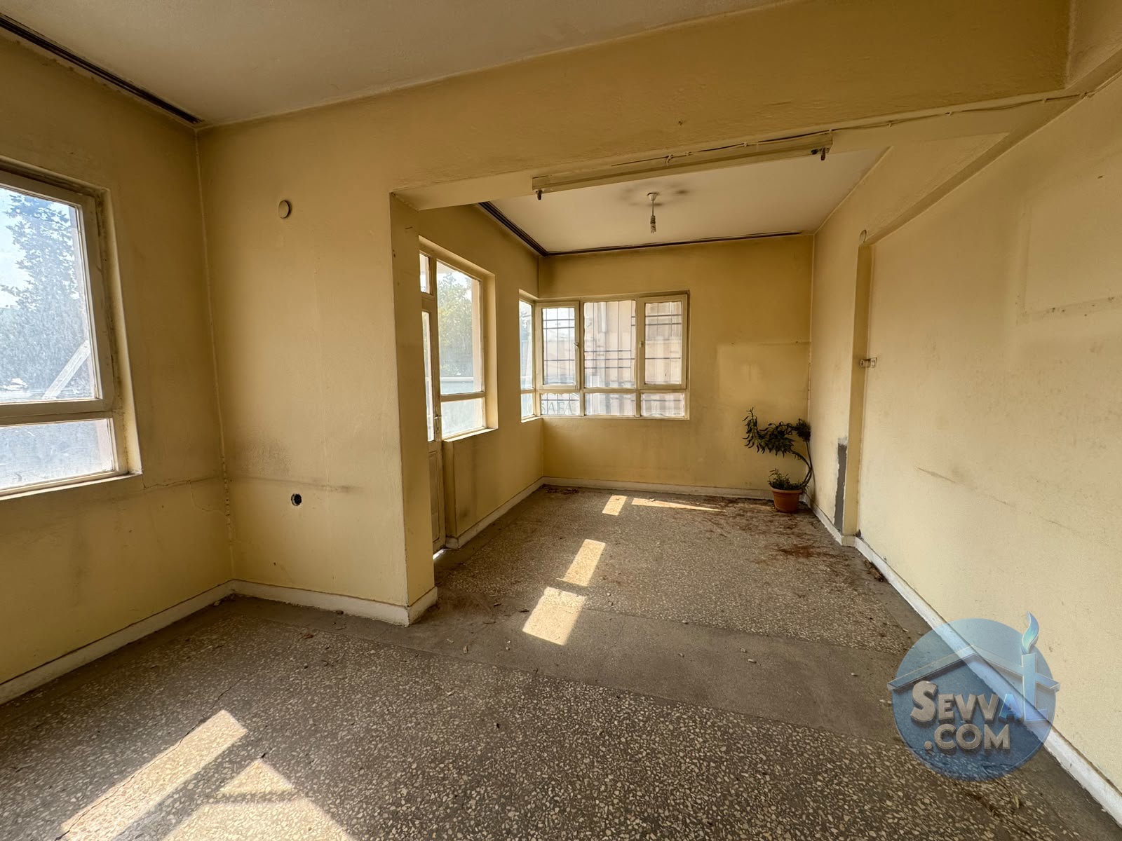BAHÇELİ EVLER MAH. SATILIK 1. KAT 4 ODALI 140 m2 PARK CEPHELİ DAİRE - ŞANLIURFA HALİLİYE fotoğraf 9