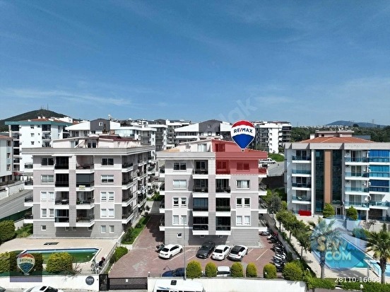 KUŞADASI ÖZADA SITESI’NDE DENIZ MANZARALI 4+1 ÇATI DUBLEKS