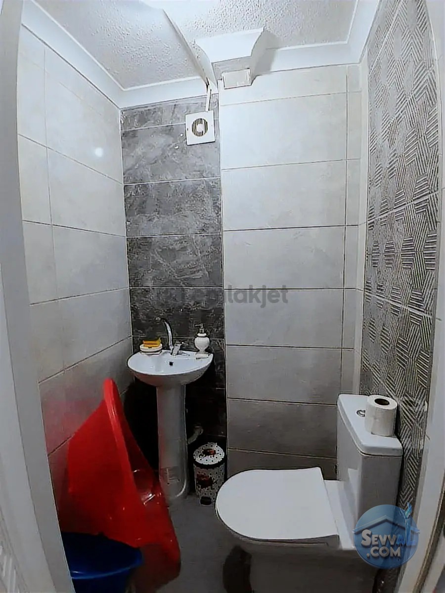 Cengiz Topel Cadde Arka Sokağı 2+1 Yüksek Giriş Satılık Daire