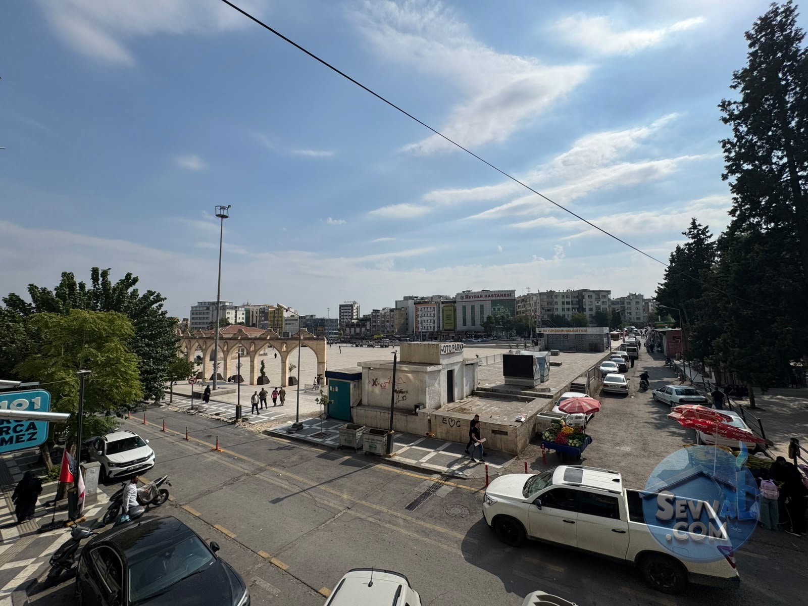 BAHÇELİ EVLER MAH. SATILIK 1. KAT 4 ODALI 140 m2 PARK CEPHELİ DAİRE - ŞANLIURFA HALİLİYE fotoğraf 6