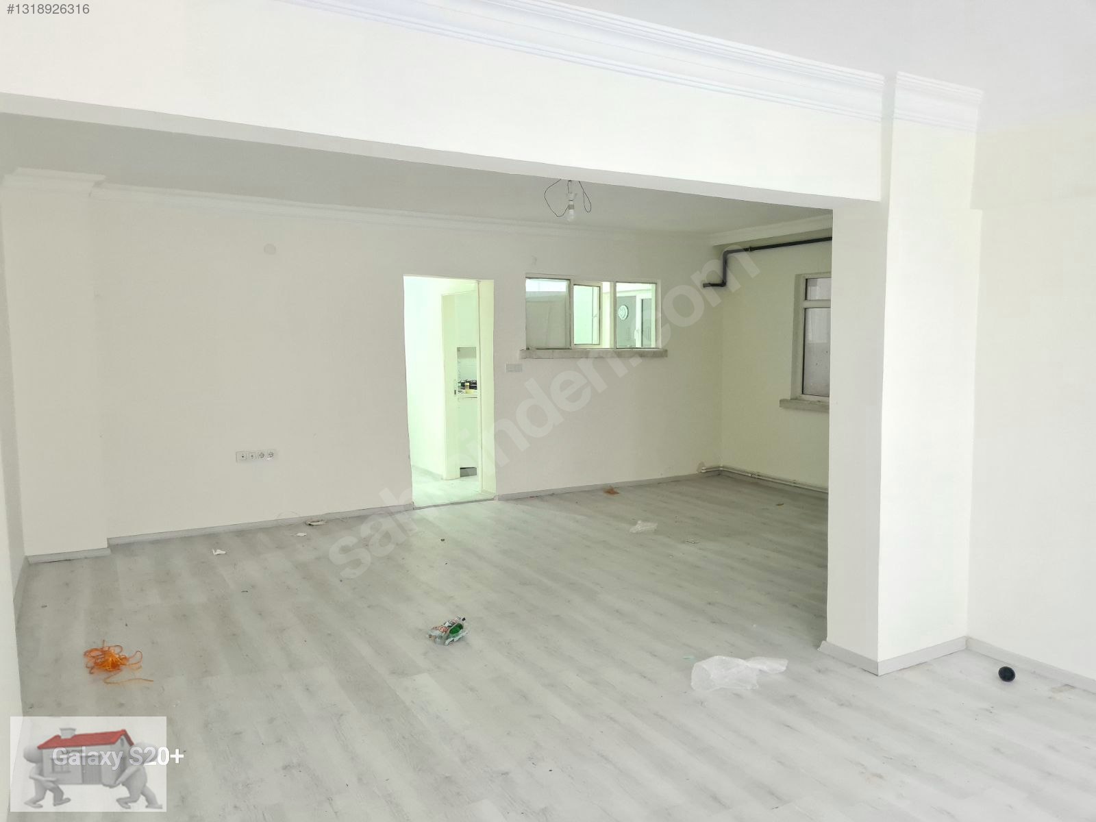 UZGÖRENLER SK.2+1 YAPILI DAİRE