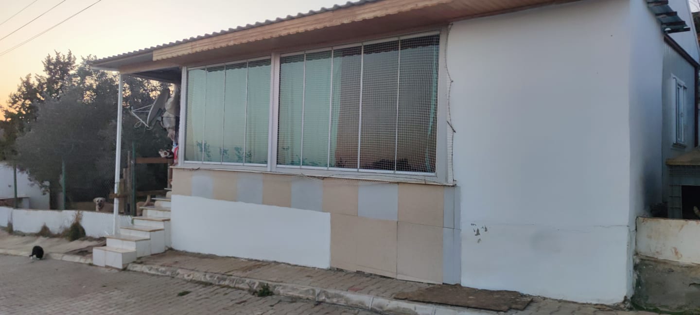 KARACA'DAN KOCAHAMZALI MAH. 838 m2 ARSA VE 2 ADET EV - MERSİN YENİŞEHİR fotoğraf 4