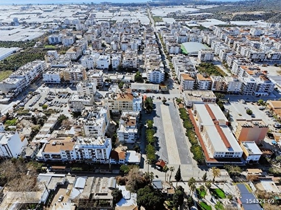 Oğuzlar Emlaktan Noel Baba Cad 220 m² Asma Katlı Satılık Dükkan