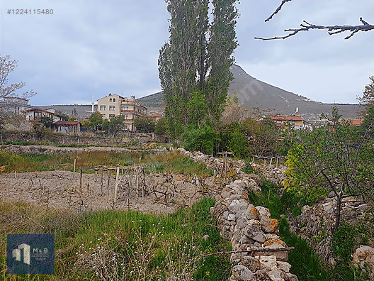 SARAYKÖY'DE SATILIK MÜSTAKİL 248 M2 BAHÇE