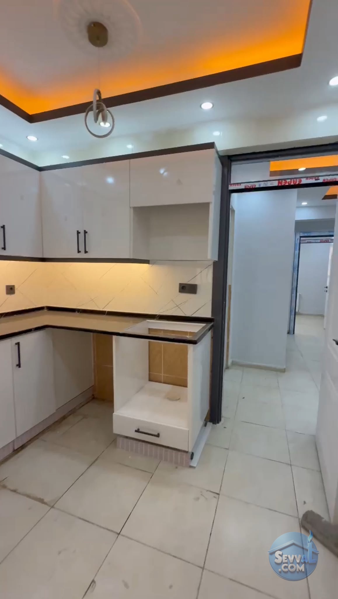 AHMET YESEVİ MAH YÜKSEK GİRİŞ 3+1 D.GAZ KAPIDA YETKİ NO: 6300012 - ŞANLIURFA HALİLİYE fotoğraf 20